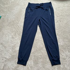 Gap fit navy blue lightweight jogger pants size medium
